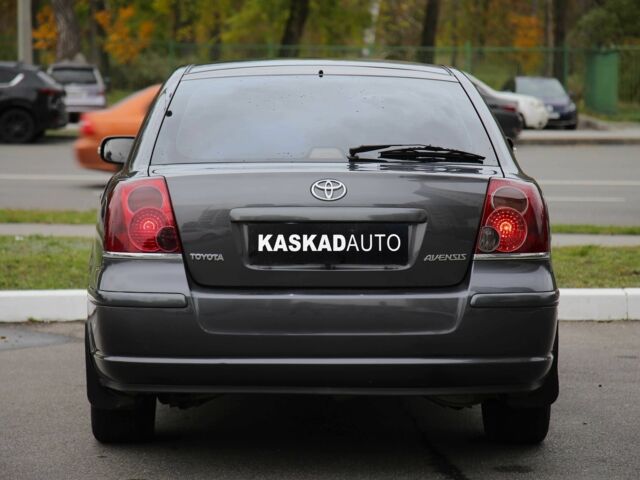 Сірий Тойота Авенсіс, об'ємом двигуна 1.8 л та пробігом 213 тис. км за 8000 $, фото 4 на Automoto.ua