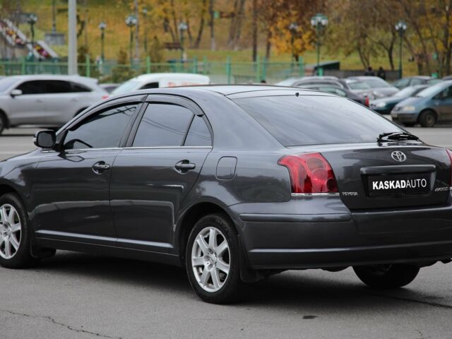Сірий Тойота Авенсіс, об'ємом двигуна 1.8 л та пробігом 213 тис. км за 8000 $, фото 3 на Automoto.ua