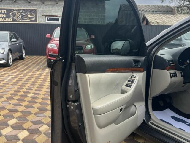 Серый Тойота Авенсис, объемом двигателя 2.2 л и пробегом 170 тыс. км за 6600 $, фото 14 на Automoto.ua