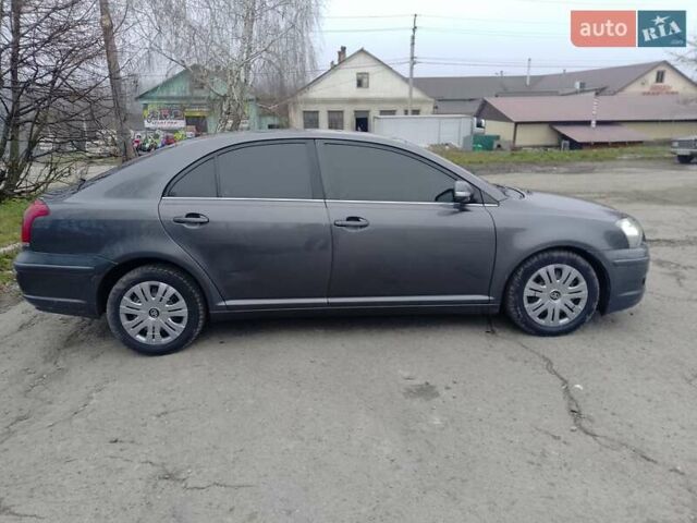 Сірий Тойота Авенсіс, об'ємом двигуна 2 л та пробігом 290 тис. км за 6500 $, фото 3 на Automoto.ua