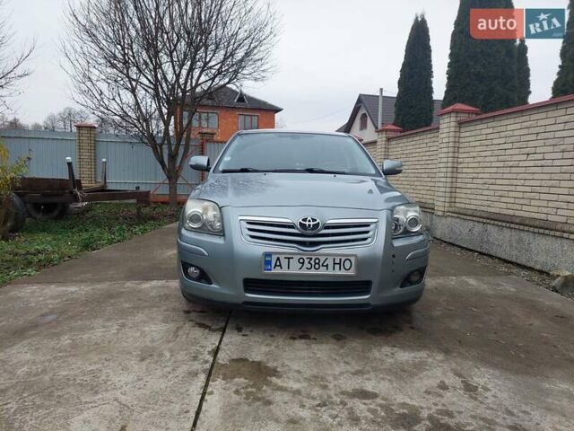 Сірий Тойота Авенсіс, об'ємом двигуна 2 л та пробігом 257 тис. км за 6500 $, фото 3 на Automoto.ua