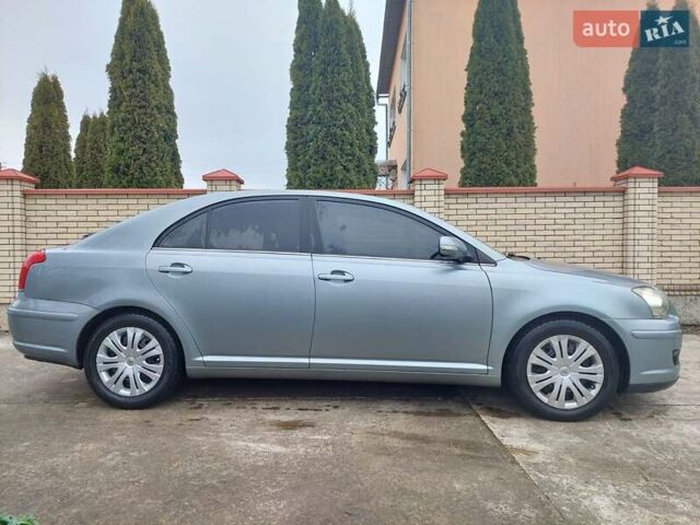 Сірий Тойота Авенсіс, об'ємом двигуна 2 л та пробігом 257 тис. км за 6500 $, фото 2 на Automoto.ua