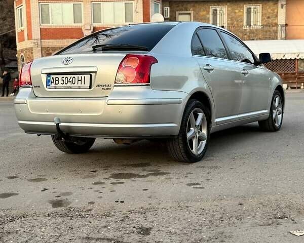 Серый Тойота Авенсис, объемом двигателя 2.23 л и пробегом 220 тыс. км за 8800 $, фото 9 на Automoto.ua