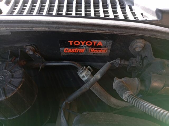 Синий Тойота Авенсис, объемом двигателя 1.6 л и пробегом 210 тыс. км за 2200 $, фото 15 на Automoto.ua