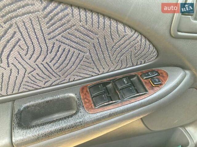 Синій Тойота Авенсіс, об'ємом двигуна 1.8 л та пробігом 391 тис. км за 3500 $, фото 9 на Automoto.ua