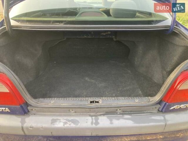 Синій Тойота Авенсіс, об'ємом двигуна 1.8 л та пробігом 391 тис. км за 3500 $, фото 10 на Automoto.ua
