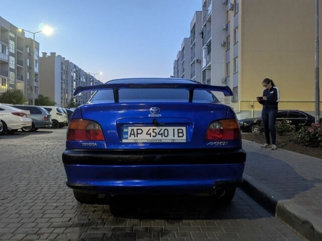 Синий Тойота Авенсис, объемом двигателя 1.6 л и пробегом 351 тыс. км за 3400 $, фото 5 на Automoto.ua