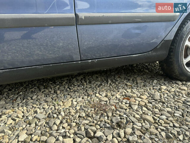 Синий Тойота Авенсис, объемом двигателя 1.59 л и пробегом 507 тыс. км за 3000 $, фото 2 на Automoto.ua