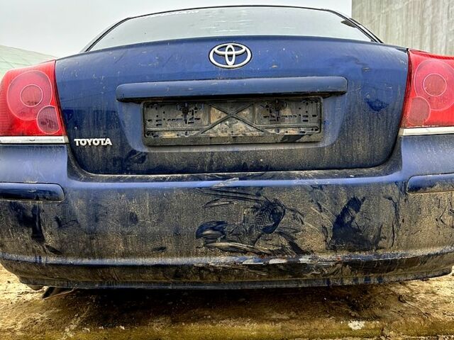 Синий Тойота Авенсис, объемом двигателя 1.8 л и пробегом 240 тыс. км за 3000 $, фото 3 на Automoto.ua