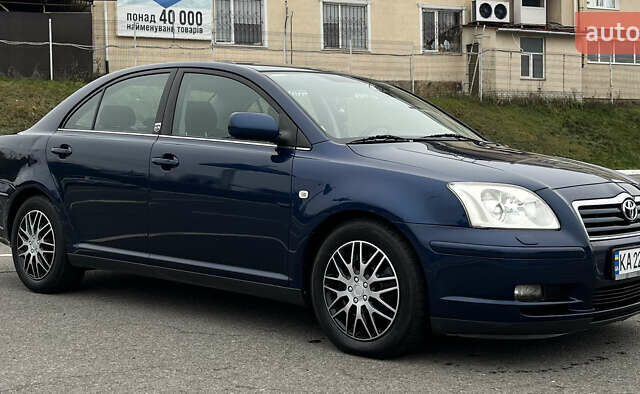Синій Тойота Авенсіс, об'ємом двигуна 1.8 л та пробігом 250 тис. км за 4200 $, фото 3 на Automoto.ua