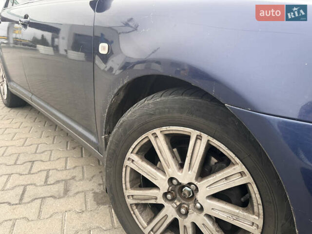 Синий Тойота Авенсис, объемом двигателя 1.6 л и пробегом 315 тыс. км за 3700 $, фото 4 на Automoto.ua