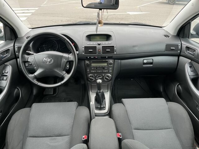 Синий Тойота Авенсис, объемом двигателя 1.8 л и пробегом 250 тыс. км за 4200 $, фото 20 на Automoto.ua