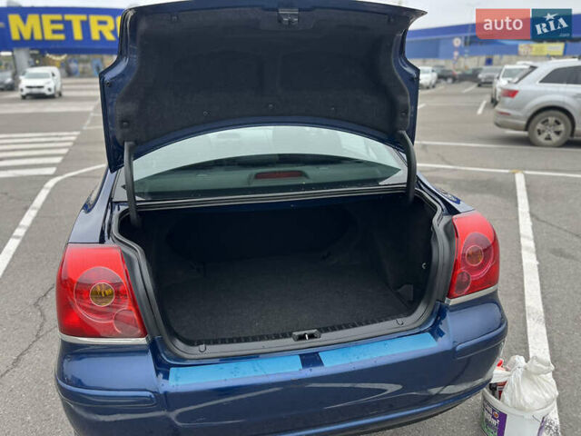 Синій Тойота Авенсіс, об'ємом двигуна 1.8 л та пробігом 250 тис. км за 4200 $, фото 21 на Automoto.ua
