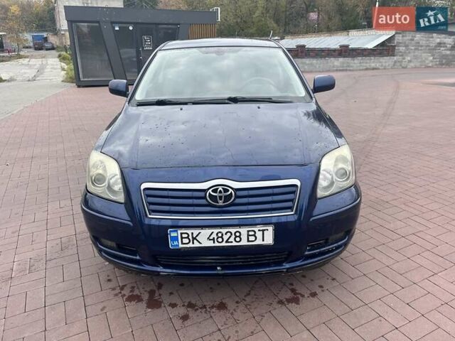 Синий Тойота Авенсис, объемом двигателя 1.8 л и пробегом 375 тыс. км за 6000 $, фото 4 на Automoto.ua