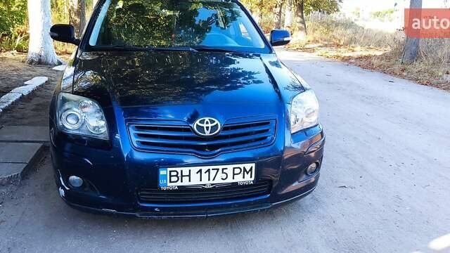 Синий Тойота Авенсис, объемом двигателя 1.8 л и пробегом 285 тыс. км за 6500 $, фото 14 на Automoto.ua