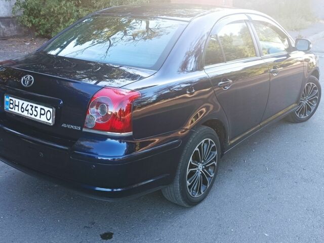 Синий Тойота Авенсис, объемом двигателя 2 л и пробегом 237 тыс. км за 5900 $, фото 3 на Automoto.ua