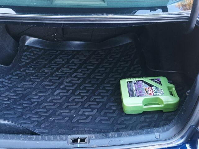 Синий Тойота Авенсис, объемом двигателя 2 л и пробегом 237 тыс. км за 5900 $, фото 6 на Automoto.ua