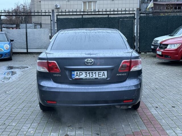 Синий Тойота Авенсис, объемом двигателя 2 л и пробегом 177 тыс. км за 7700 $, фото 3 на Automoto.ua