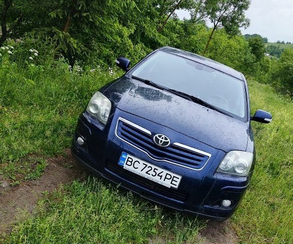 Синій Тойота Авенсіс, об'ємом двигуна 0.18 л та пробігом 380 тис. км за 6700 $, фото 5 на Automoto.ua