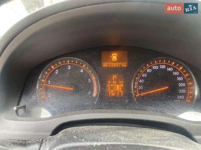 Синій Тойота Авенсіс, об'ємом двигуна 2.23 л та пробігом 238 тис. км за 9900 $, фото 2 на Automoto.ua