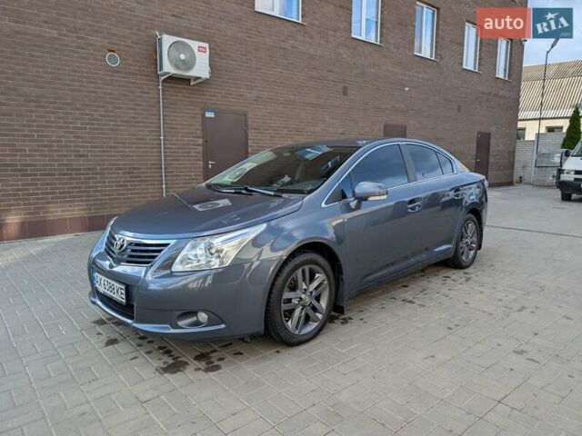 Синий Тойота Авенсис, объемом двигателя 1.8 л и пробегом 267 тыс. км за 9300 $, фото 7 на Automoto.ua