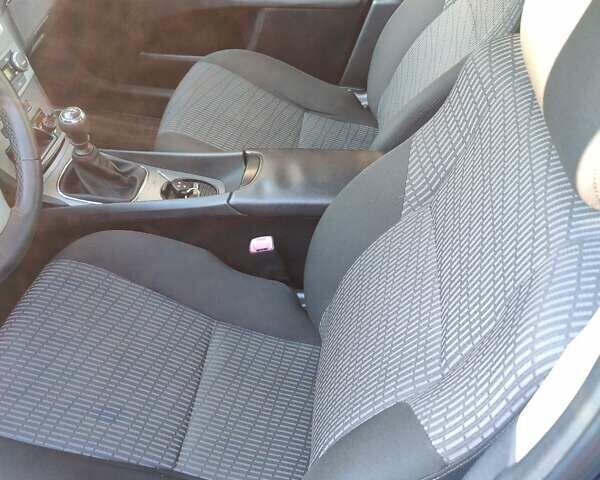 Синий Тойота Авенсис, объемом двигателя 2 л и пробегом 167 тыс. км за 9500 $, фото 11 на Automoto.ua