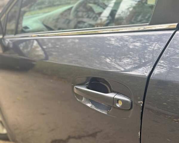 Синий Тойота Авенсис, объемом двигателя 2 л и пробегом 167 тыс. км за 9500 $, фото 9 на Automoto.ua