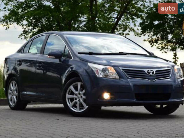 Синий Тойота Авенсис, объемом двигателя 2 л и пробегом 200 тыс. км за 10396 $, фото 15 на Automoto.ua