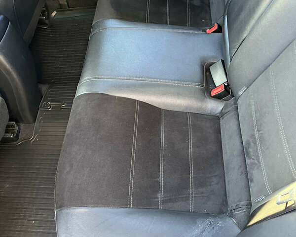 Синий Тойота Авенсис, объемом двигателя 1.99 л и пробегом 161 тыс. км за 11500 $, фото 5 на Automoto.ua