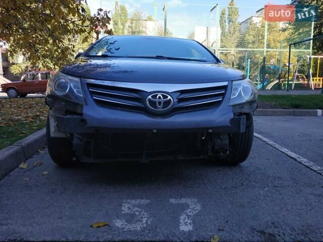 Синий Тойота Авенсис, объемом двигателя 2 л и пробегом 298 тыс. км за 6722 $, фото 11 на Automoto.ua