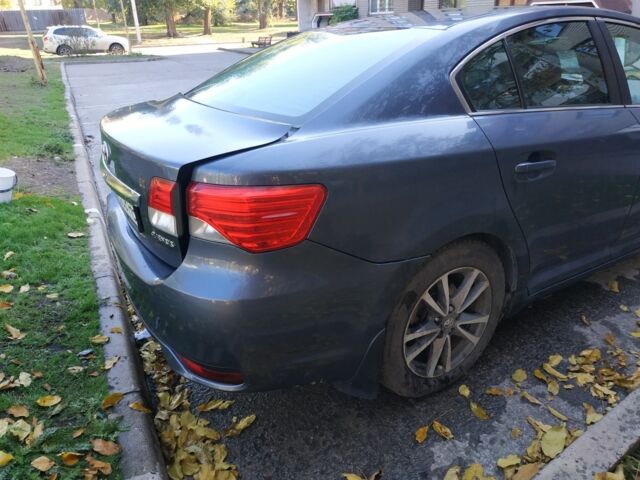 Синий Тойота Авенсис, объемом двигателя 2 л и пробегом 298 тыс. км за 6722 $, фото 9 на Automoto.ua