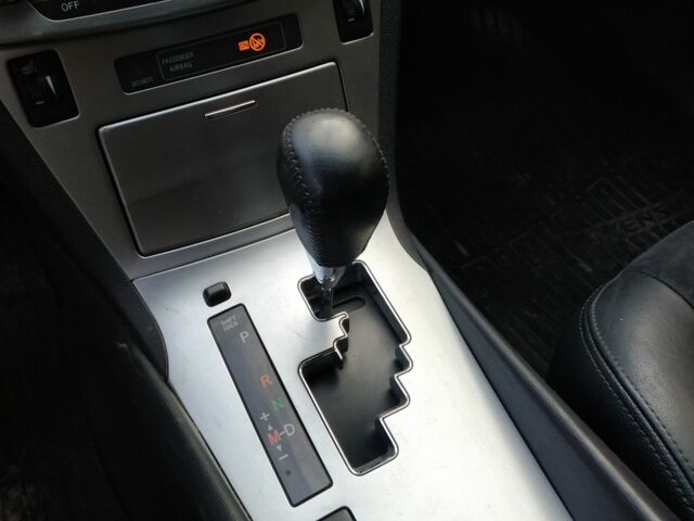 Синий Тойота Авенсис, объемом двигателя 2 л и пробегом 298 тыс. км за 6722 $, фото 2 на Automoto.ua