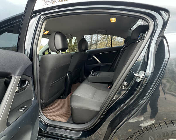 Синий Тойота Авенсис, объемом двигателя 1.8 л и пробегом 187 тыс. км за 9500 $, фото 10 на Automoto.ua