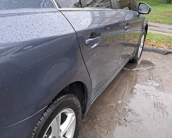 Синий Тойота Авенсис, объемом двигателя 1.8 л и пробегом 75 тыс. км за 11800 $, фото 3 на Automoto.ua