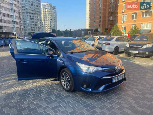 Синий Тойота Авенсис, объемом двигателя 1.8 л и пробегом 232 тыс. км за 14200 $, фото 2 на Automoto.ua