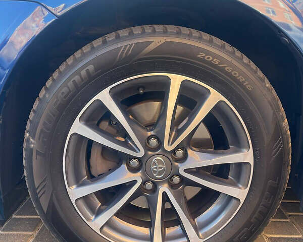 Синий Тойота Авенсис, объемом двигателя 1.8 л и пробегом 232 тыс. км за 14200 $, фото 21 на Automoto.ua