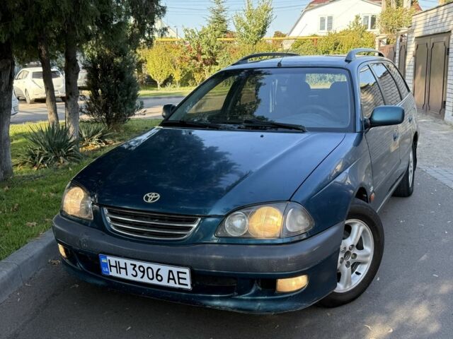 Синий Тойота Авенсис, объемом двигателя 1.8 л и пробегом 250 тыс. км за 2300 $, фото 5 на Automoto.ua