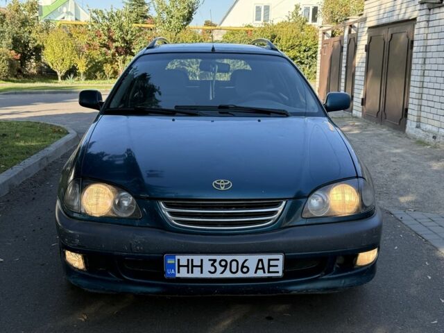 Синий Тойота Авенсис, объемом двигателя 1.8 л и пробегом 250 тыс. км за 2300 $, фото 17 на Automoto.ua