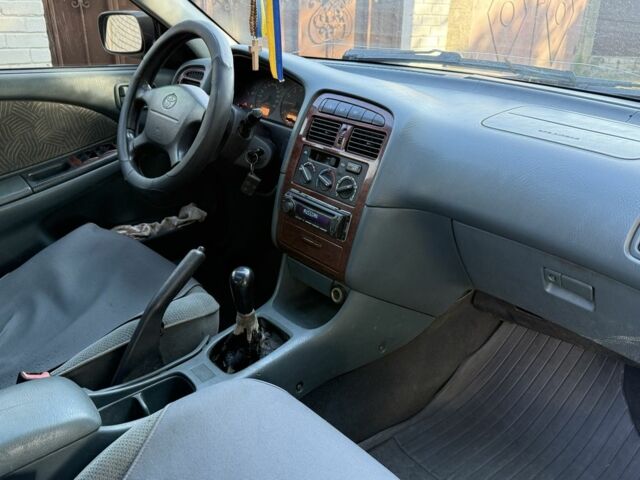 Синий Тойота Авенсис, объемом двигателя 1.8 л и пробегом 250 тыс. км за 2300 $, фото 10 на Automoto.ua