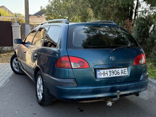 Синий Тойота Авенсис, объемом двигателя 1.8 л и пробегом 250 тыс. км за 2300 $, фото 7 на Automoto.ua