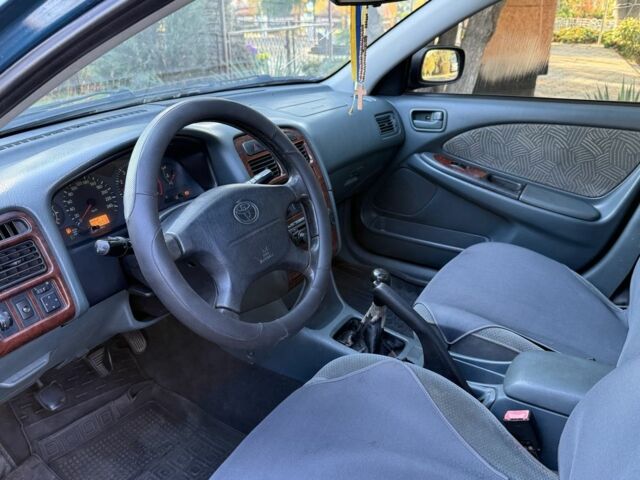 Синий Тойота Авенсис, объемом двигателя 1.8 л и пробегом 250 тыс. км за 2300 $, фото 15 на Automoto.ua