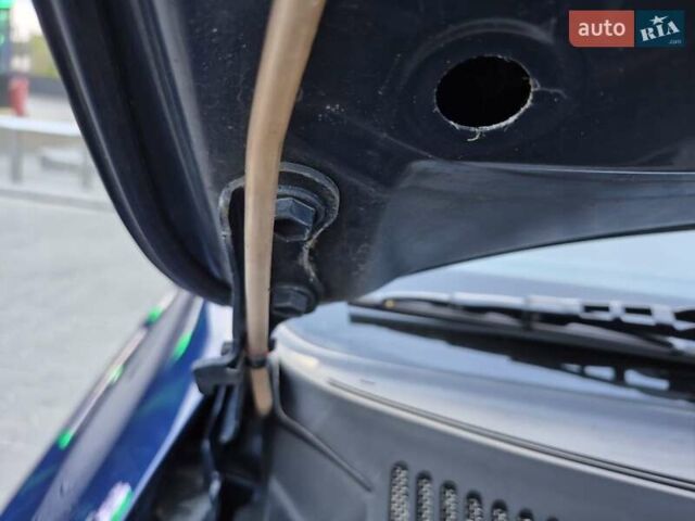 Синий Тойота Авенсис, объемом двигателя 1.8 л и пробегом 260 тыс. км за 6999 $, фото 77 на Automoto.ua