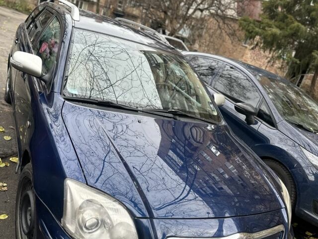 Синій Тойота Авенсіс, об'ємом двигуна 2 л та пробігом 480 тис. км за 3800 $, фото 1 на Automoto.ua