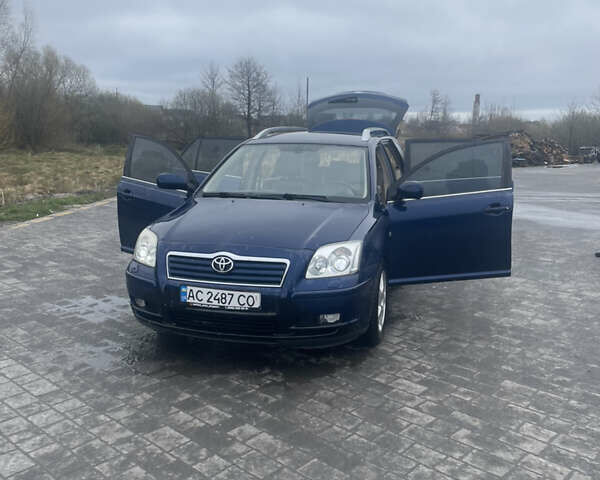 Синій Тойота Авенсіс, об'ємом двигуна 2 л та пробігом 300 тис. км за 6000 $, фото 4 на Automoto.ua