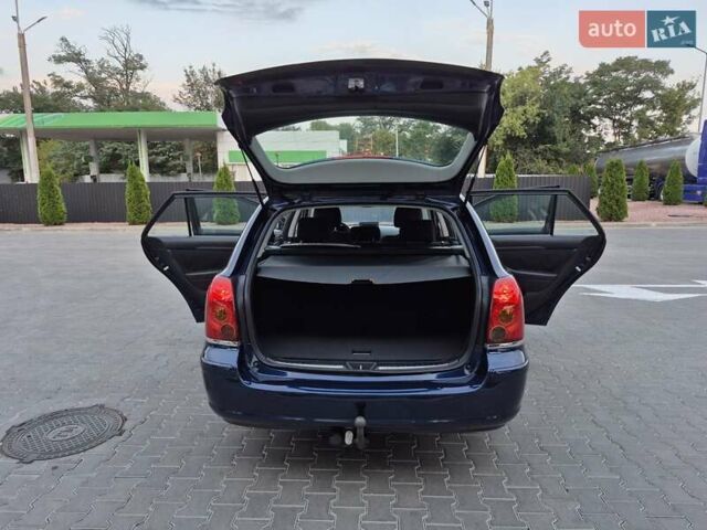 Синий Тойота Авенсис, объемом двигателя 1.8 л и пробегом 260 тыс. км за 6999 $, фото 66 на Automoto.ua