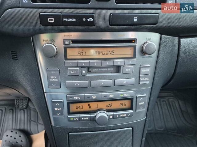 Синий Тойота Авенсис, объемом двигателя 1.8 л и пробегом 260 тыс. км за 6999 $, фото 46 на Automoto.ua