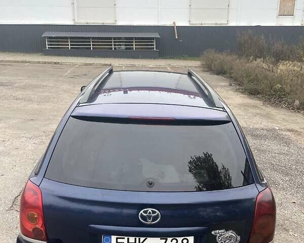 Синий Тойота Авенсис, объемом двигателя 2 л и пробегом 320 тыс. км за 1799 $, фото 6 на Automoto.ua