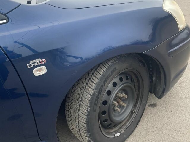 Синій Тойота Авенсіс, об'ємом двигуна 2 л та пробігом 320 тис. км за 2600 $, фото 5 на Automoto.ua