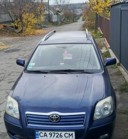 Синий Тойота Авенсис, объемом двигателя 2 л и пробегом 330 тыс. км за 4700 $, фото 4 на Automoto.ua