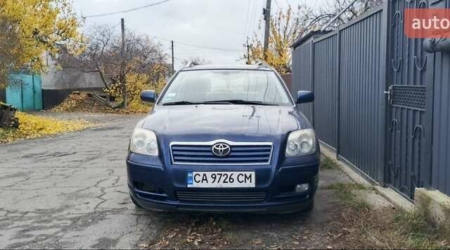 Синий Тойота Авенсис, объемом двигателя 2 л и пробегом 330 тыс. км за 4700 $, фото 2 на Automoto.ua